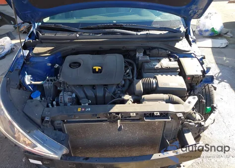 2019 Hyundai Elantra Value Edition z USA, uszkodzony, nr VIN 5NPD84LF4KH404068